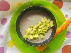 Resep Bubur Susu Beras Merah dan Alpukat, MPASI 6 Bulan