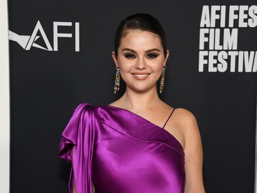 Lirik Lagu Ghost Of You - Selena Gomez & The Scene