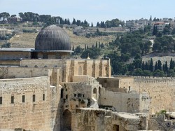 Jadi Tempat Isra Miraj Nabi SAW, Siapakah yang Membangun Masjidilaqsa?