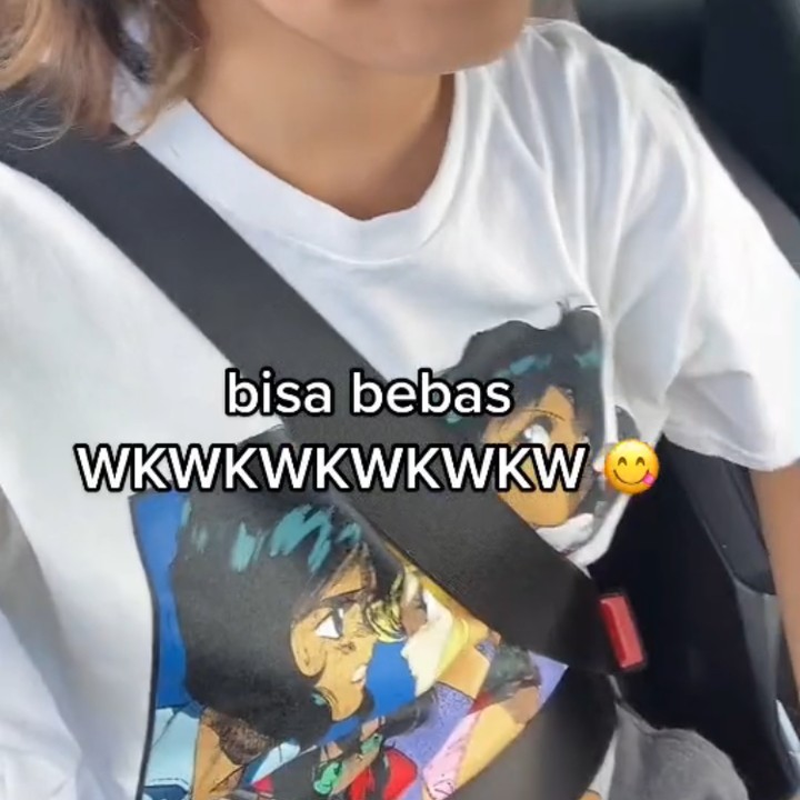 <p>Anak pertama Uya Kuya dan Astrid, Cinta Kuya, kini sudah berusia 18 tahun. Cinta diketahui tengah berkuliah di Amerika Serikat. (Foto :Instagram:@cintakuya)</p>