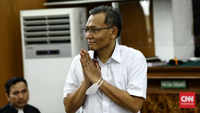 Mantan Kepala Detasemen (Kaden) A Biro Paminal Propam Polri Agus Nurpatria menyatakan pikir-pikir atas vonis 2 tahun penjara kasus obstruction of justice.