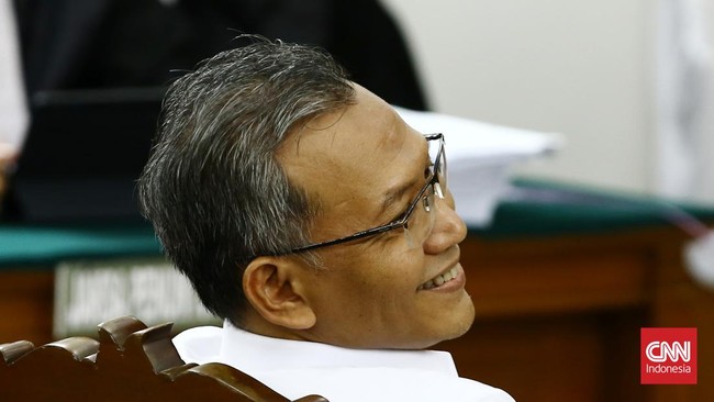 Mantan Wakaden B Biro Paminal Propam Polri AKBP Arif Rachman Arifin mengaku diperintah Agus Nurpatria mengamankan autopsi di Rumah Sakit Polri Kramat Jati.