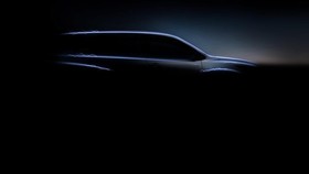 Teaser Toyota Innova Hybrid Tampak Samping Beredar di Medsos