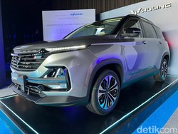 Wuling Almaz Hybrid Dibanderol Rp 470 Juta, Ini Sederet Kecanggihannya