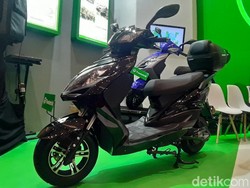 Promo Motor Listrik di IMOS 2022: Ada Diskon sampai Gratis Aksesori