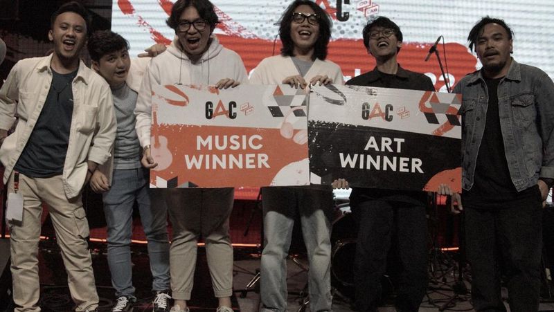 Sebuah kolaborasi yang menghadirkan para talenta musik dan seni berhasil terwujud dalam acara Pioneer's Co-Lab.