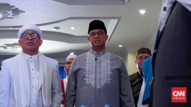 Di Kota Medan, para ulama membekali Anies dengan tiga nasihat di antaranya diminta untuk selalu bersyukur.