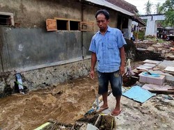 Cerita Sedih Warga Banyuwangi, Rumah Rata Disapu Banjir-Barang Berharga Hanyut