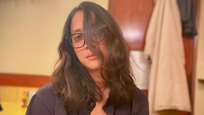 Dikta Potong Rambut Gondrongnya, Alasannya Mulia dan Bikin Netizen Terharu!