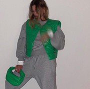 Jadi Favorit Fashionista, Ini Deretan Tas Bottega Veneta Terbaik untuk Investasi