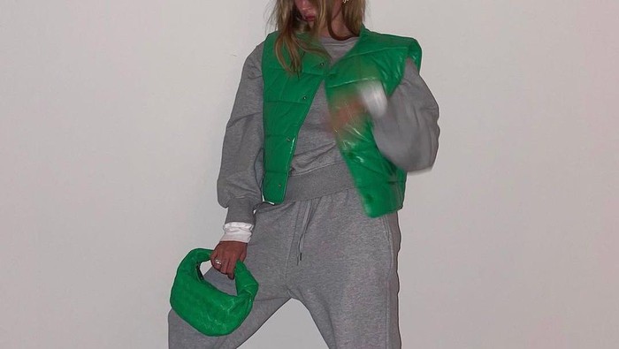 Jadi Favorit Fashionista, Ini Deretan Tas Bottega Veneta Terbaik untuk Investasi