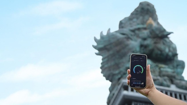 Merger IndiHome-Telkomsel diklaim memberi beberapa manfaat buat pelanggan, tak cuma untuk perusahaan. Simak rinciannya berikut.