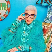 Tetap Stylish di Usia 101 Tahun, Ini Kiat Tampil Modis dan Percaya Diri dari Iris Apfel
