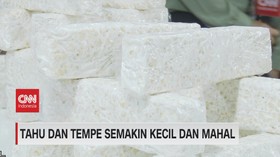 VIDEO: Kedelai Terus Naik, Tahu Tempe Mengecil