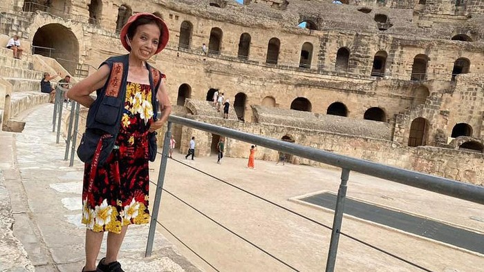 Keren! Nenek 77 Tahun Ini Berhasil Jadi Orang Filipina Pertama yang Kunjungi 195 Negara, Ini Kisahnya!