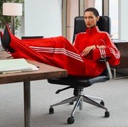 10 Koleksi Kolaborasi Fashion Paling Viral Sepanjang Tahun 2022! Mana Favoritmu?