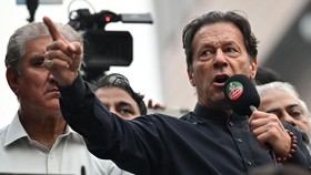 Eks PM Pakistan Imran Khan Tuding Militer Dalangi Penangkapannya