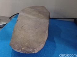 Replika Prasasti Peradaban Ciamis Mejeng di Museum Sri Baduga