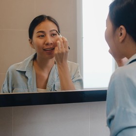 BeauPicks: 5 Rekomendasi Pensil Alis 'Jadul' yang Masih Hits Hingga Kini, Beauties Pakai Juga?