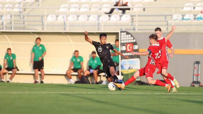Timnas Indonesia U-20 memperlihatkan sederet kelemahan saat bermain imbang tanpa gol melawan Moldova.