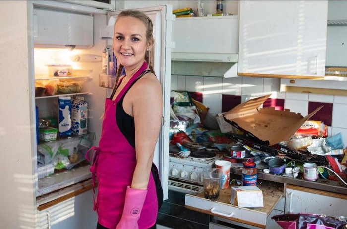 Auri Katariina terobsesi bersih-bersih, keliling dunia untuk membersihkan rumah orang.