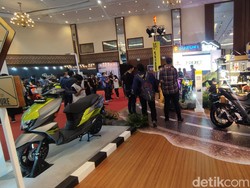 Terjawab! Ini Alasan Suzuki Belum Kenalkan Motor Listrik di Indonesia