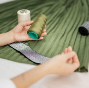 Mau Coba Jahit Rok Sendiri di Rumah? Simak Langkah-langkahnya!