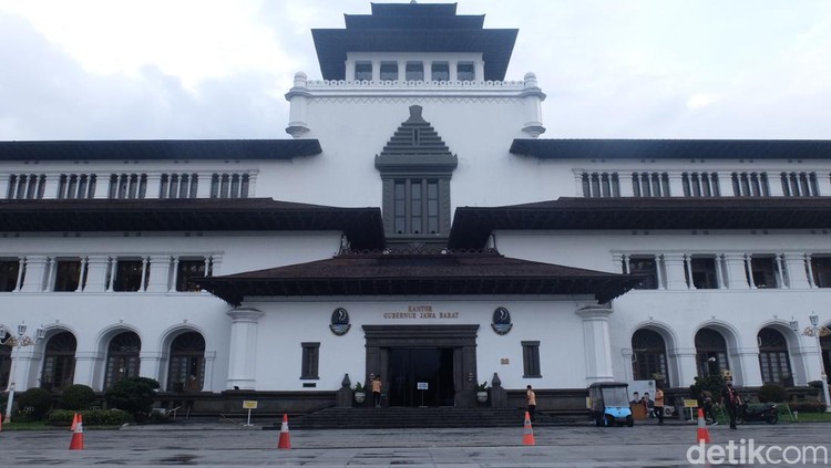 Gedung Sate, Kota Bandung