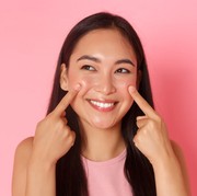 Atasi Jerawat Hingga Kerutan, Berikut 5 Manfaat Kandungan Glycolic Acid pada Skincare untuk Kulit Wajah