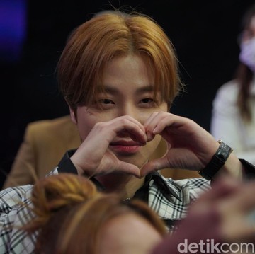 Jinhwan iKON Umumkan Bakal Wamil Juli 2023