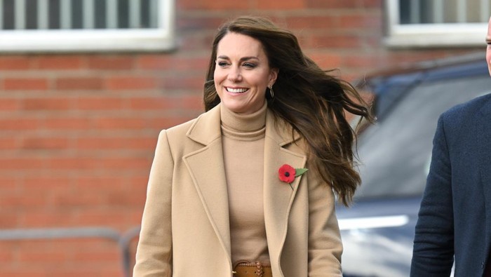 SCARBOROUGH, ENGLAND - NOVEMBER 03: Catherine, Princess of Wales visits 