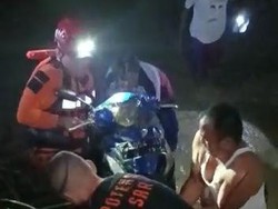 Jalan Raya Cariu-Jonggol Banjir Luapan Sungai Cihoe, 5 Motor Terseret Arus