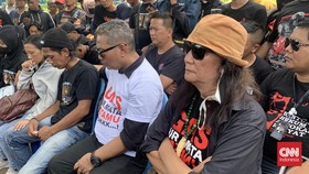 Tangis Pilu Aremania soal Vonis Bebas Terdakwa Tragedi Kanjuruhan