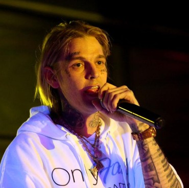 Sosok Aaron Carter Penyanyi yang Ditemukan Meninggal di Bak Mandi