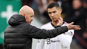 Aturan FIFA Bolehkan Man Utd Putus Kontrak Ronaldo