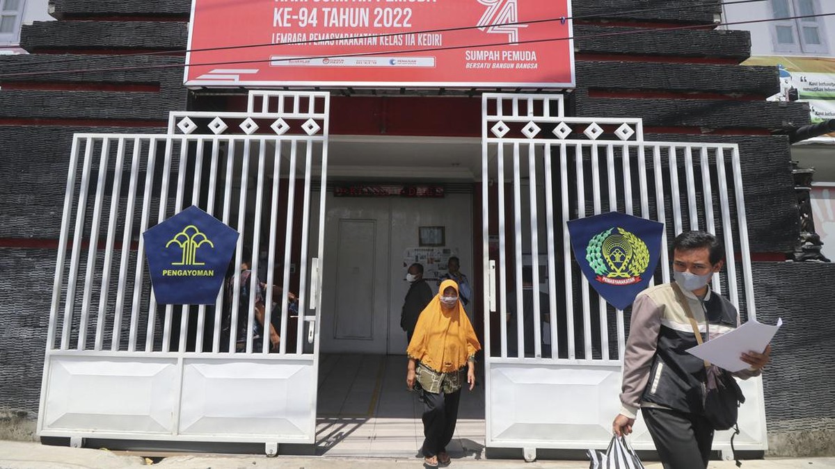 FOTO: Konser NCT 127 Dihentikan hingga Erupsi Gunung Kerinci