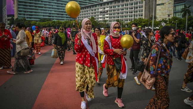 Jadi Warisan Budaya Dunia, Kebaya Tak Cuma Milik Indonesia