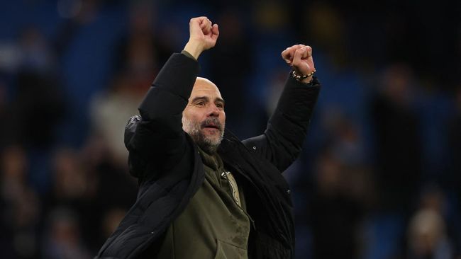 Fans Man City Tuding Guardiola Ingin Arsenal Juara