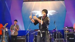 Alasan Anji Pakai Bahasa Isyarat Saat Manggung