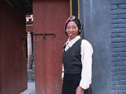 Rahasia Wanita Tibet Bertahan Hidup di Ketinggian 4.200 Mdpl