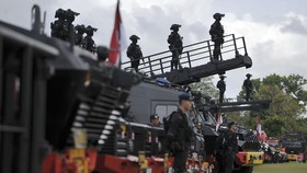 FOTO: Unjuk Kekuatan Pasukan Puri Agung Penjaga KTT G20 Bali