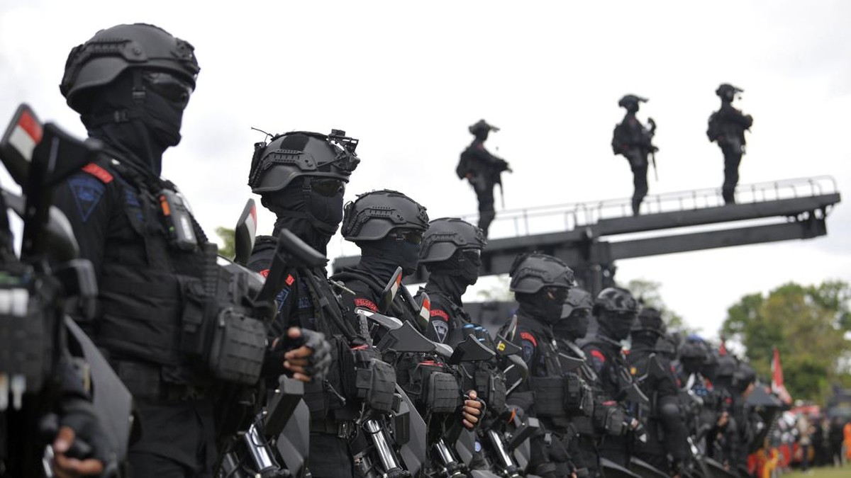 FOTO: Unjuk Kekuatan Pasukan Puri Agung Penjaga KTT G20 Bali