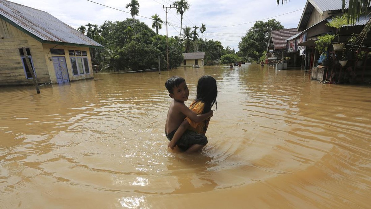 FOTO: Penampakan Banjir Besar di Aceh Barat