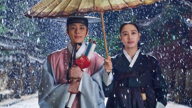 The Queen's Umbrella, drama terbaru Kim Hye-soo, terus melonjak hingga dapat rating 11,8 persen untuk episode yang tayang 6 November.
