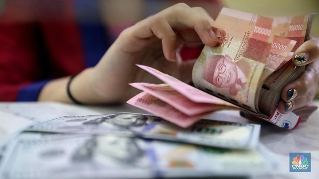 Luar Biasa! Rupiah Menguat 1%, Dekati Rp 15.500/US$