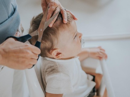 15 Model Rambut Bayi Laki-laki dan Perempuan Bisa Jadi Inspirasi Bunda