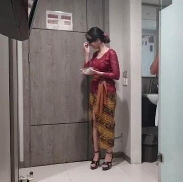 Identitas AH Kebaya Merah Terungkap, Diduga Sebulan Lalu Jadi Korban Kebakaran