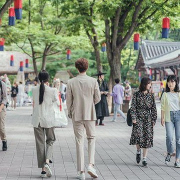 img-title 5 Kebiasaan Orang Korea yang Baik Dicontoh untuk Kehidupan Sehari-Hari, Apa Saja?