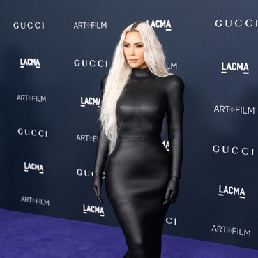 Party Bareng Buronan Korupsi, Kim Kardashian Dapat Ferrari & Uang Rp3,8 M