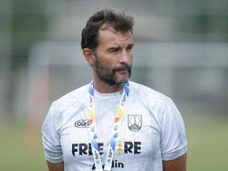 Komentar Gibran soal Pelatih Baru Persis Solo Leonardo Medina